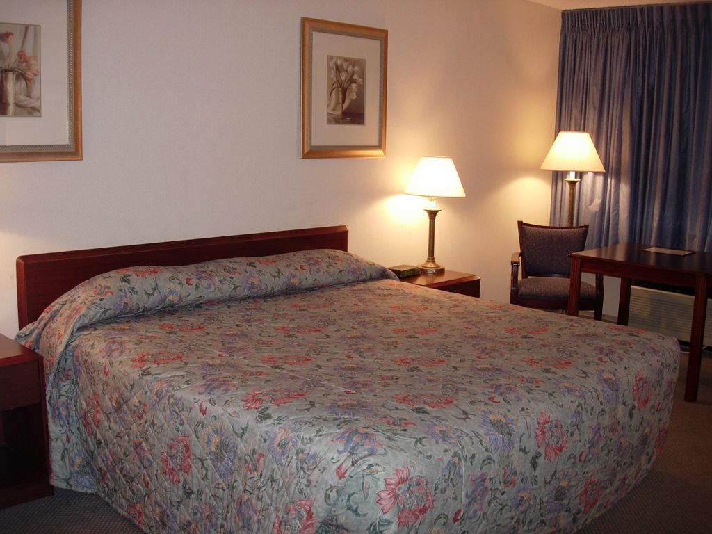 Travelodge By Wyndham Gaylord Szoba fotó