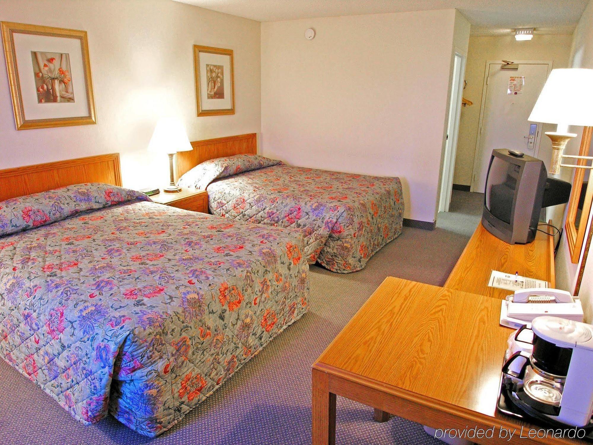 Travelodge By Wyndham Gaylord Kültér fotó