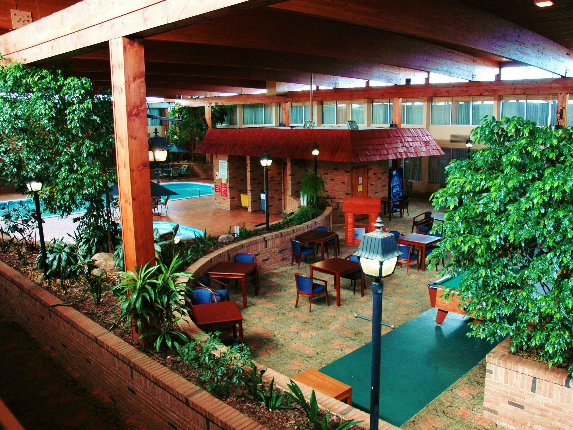 Travelodge By Wyndham Gaylord Kültér fotó